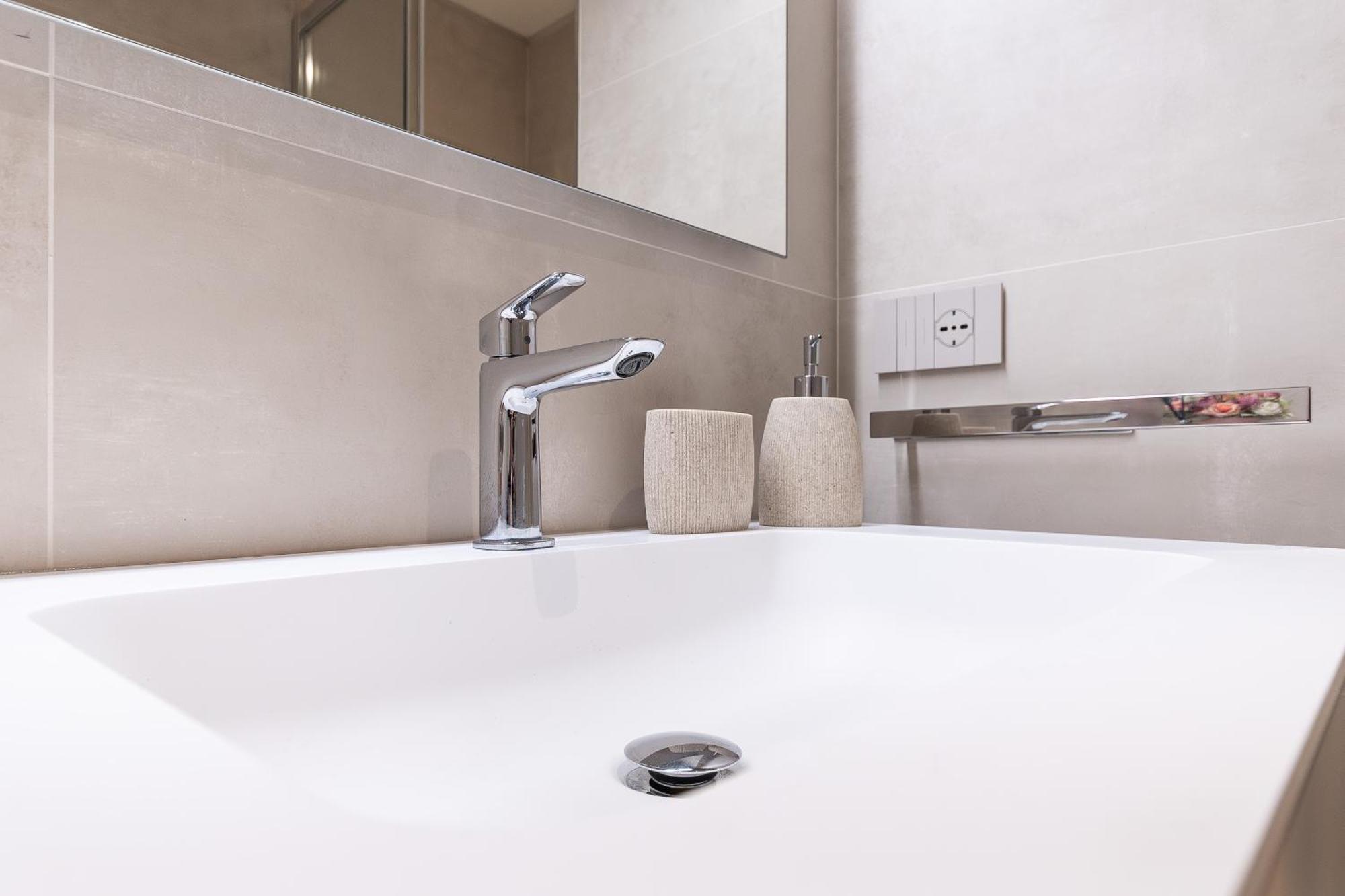 Free Parking In Luxury Suite With City View - Steps To Brignole Train Station Janov Exteriér fotografie